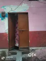 3 manzil makaan bikau he rehmat nagar ayyubi masjid ke paas