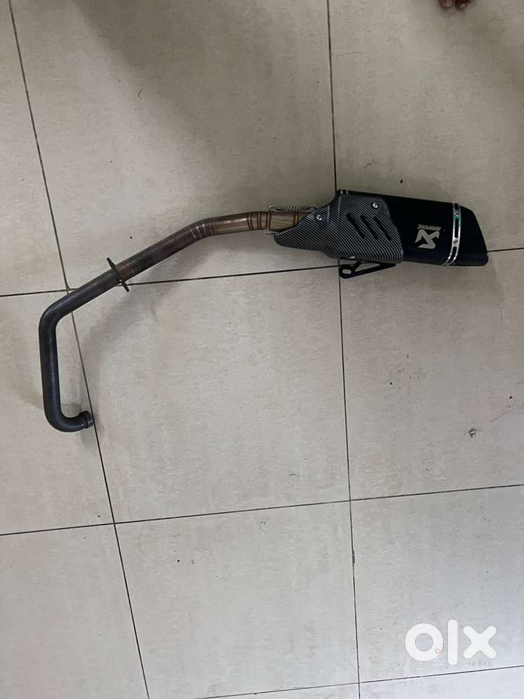 Akrapovic full system exaust