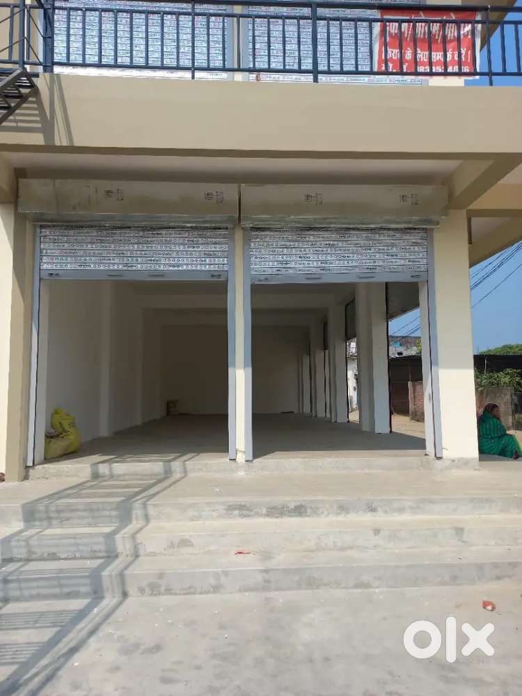 Shop/Office/Showroom/Godown for Rent