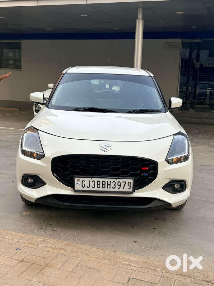 Maruti Suzuki Swift VXi + Manual, 2024, Petrol