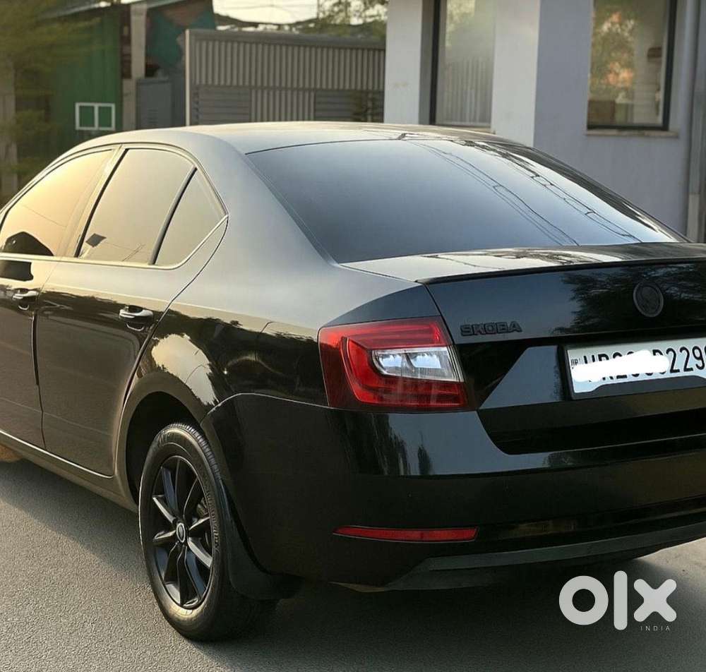 Skoda Octavia 2013-2017 Ambition 1.8 TSI AT, 2013, Petrol