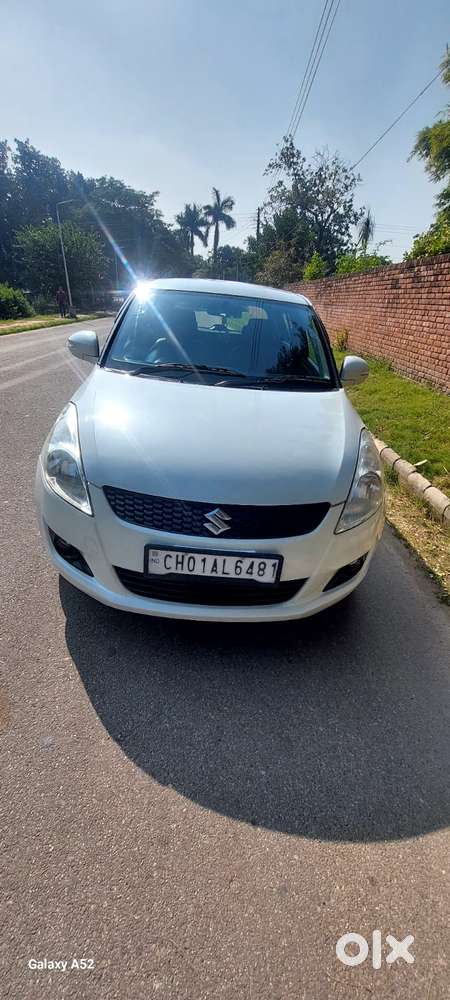 Maruti Suzuki Swift VXi 1.2 ABS BS-IV, 2012, Petrol