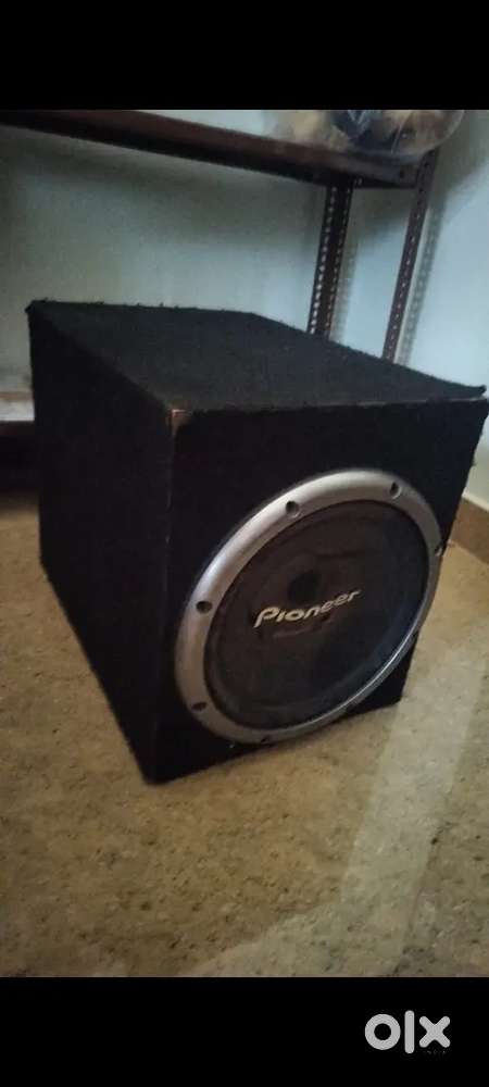 Sub woofer for car