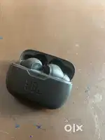 Earbuds with black clour