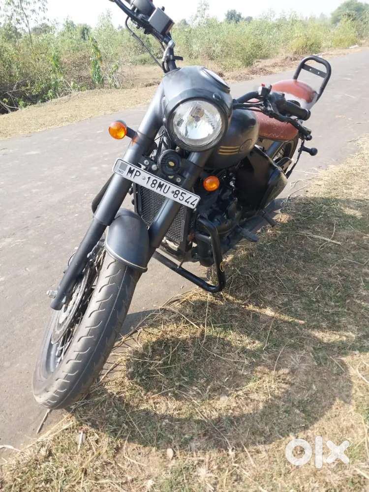 Best bike condition 7830 km chli hai best condition