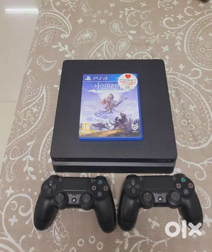 PS4 Slim 1 TB