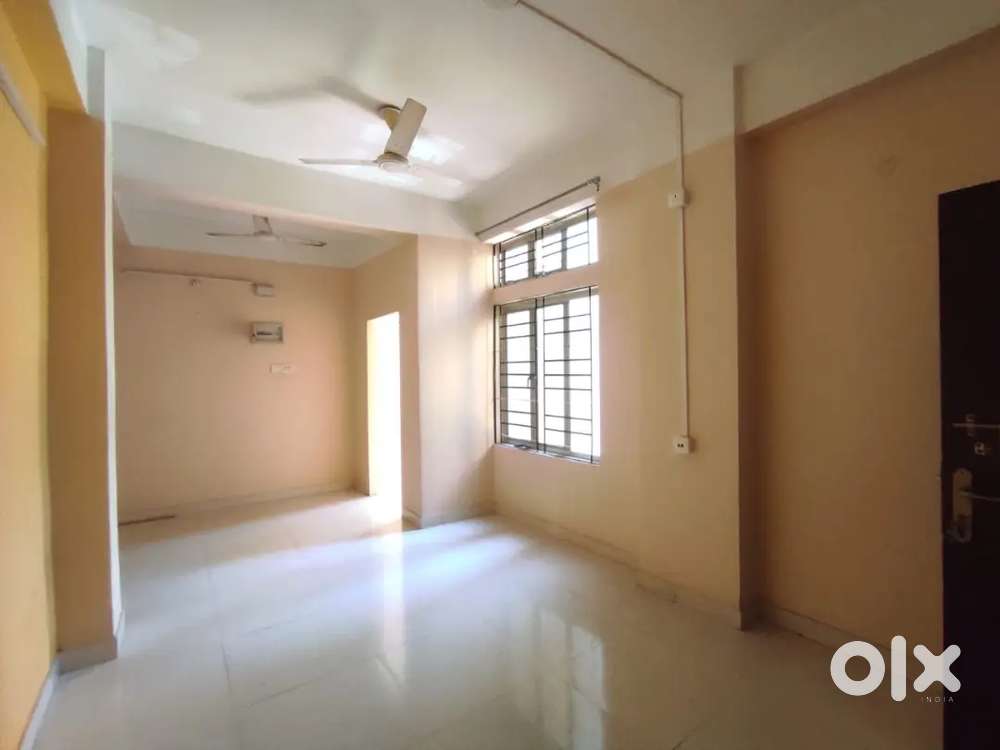 Newly Paint Well Maintained 2bhk Rcc Part For Rent At Silpukhuri Road