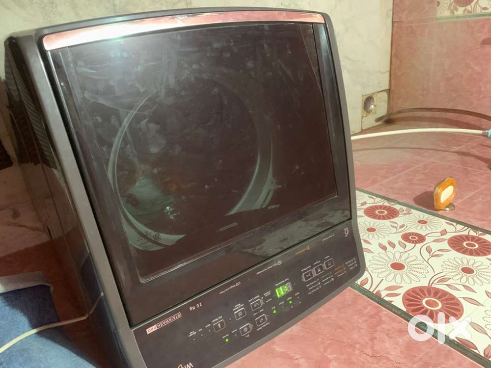 Whirlpool automatic machine and in built heater
