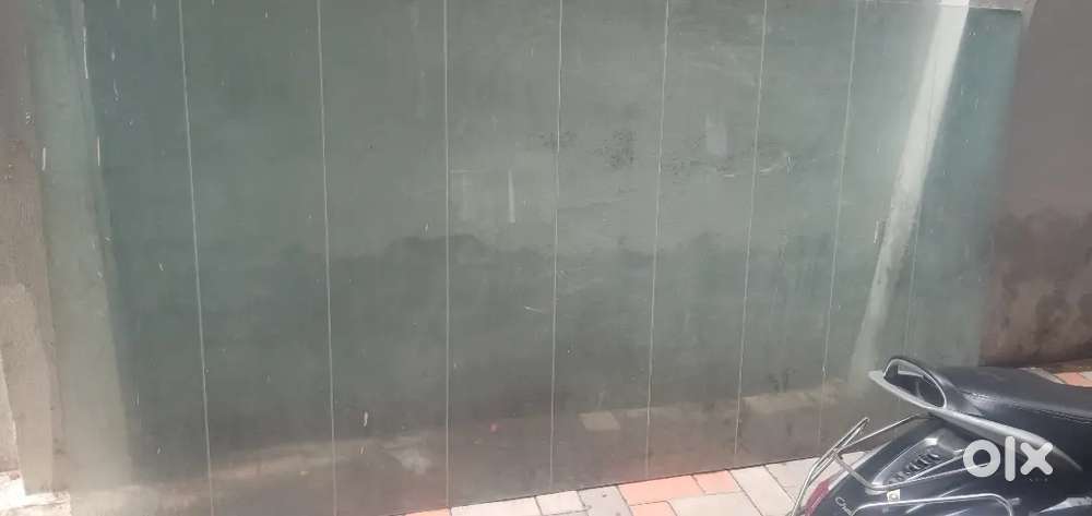 Partaion glass