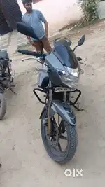 Gadi well manten hai single hand used hai