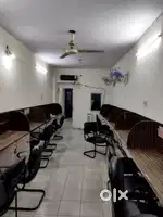 One cabin 18 seat office for rent in uttam nagar in 22000 rs
