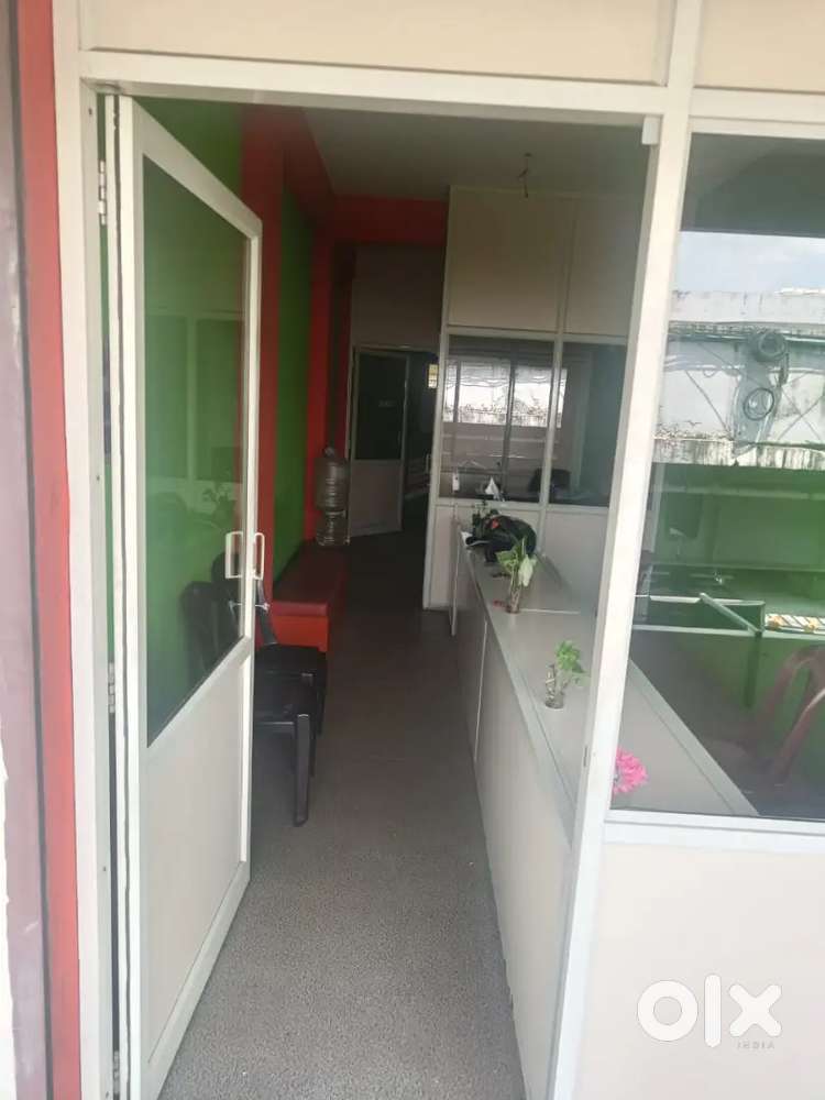 OFFICE ALUMINIUM FABRICATION IMMEDIATE SALE