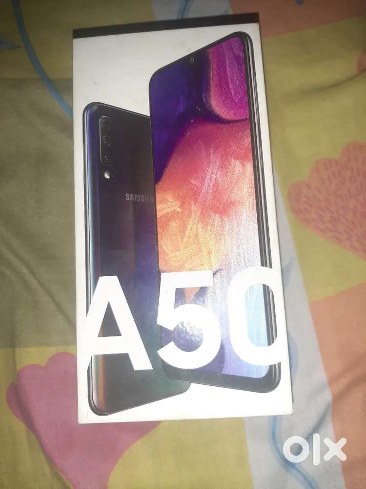 I am selling a phone of samsung with great quality
