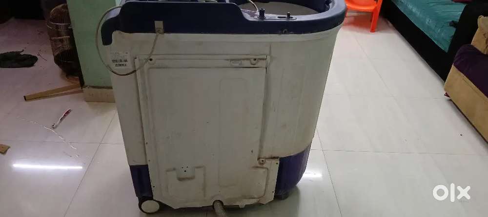 Whirlpool semi automatic washing machine 2018 model