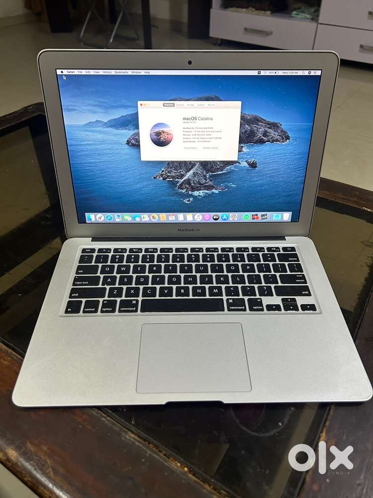 macbook air i5,4gb ram, 128gb ssd with charger