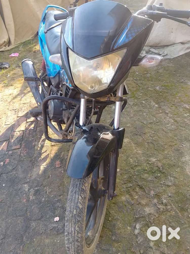 Gadi me koi kaam nahi hai full enjion service hui hai