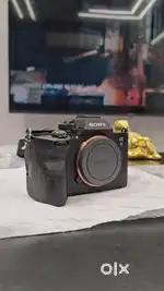 Sony A7R5 Brand new camera and lens deal