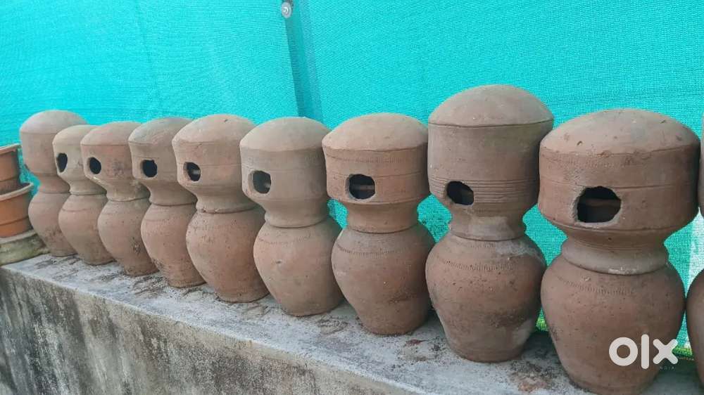 Love birds handi & surahi for sell