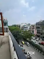Luxurious & Saste Floor Available For Sale In Janakpuri & Vikaspuri!