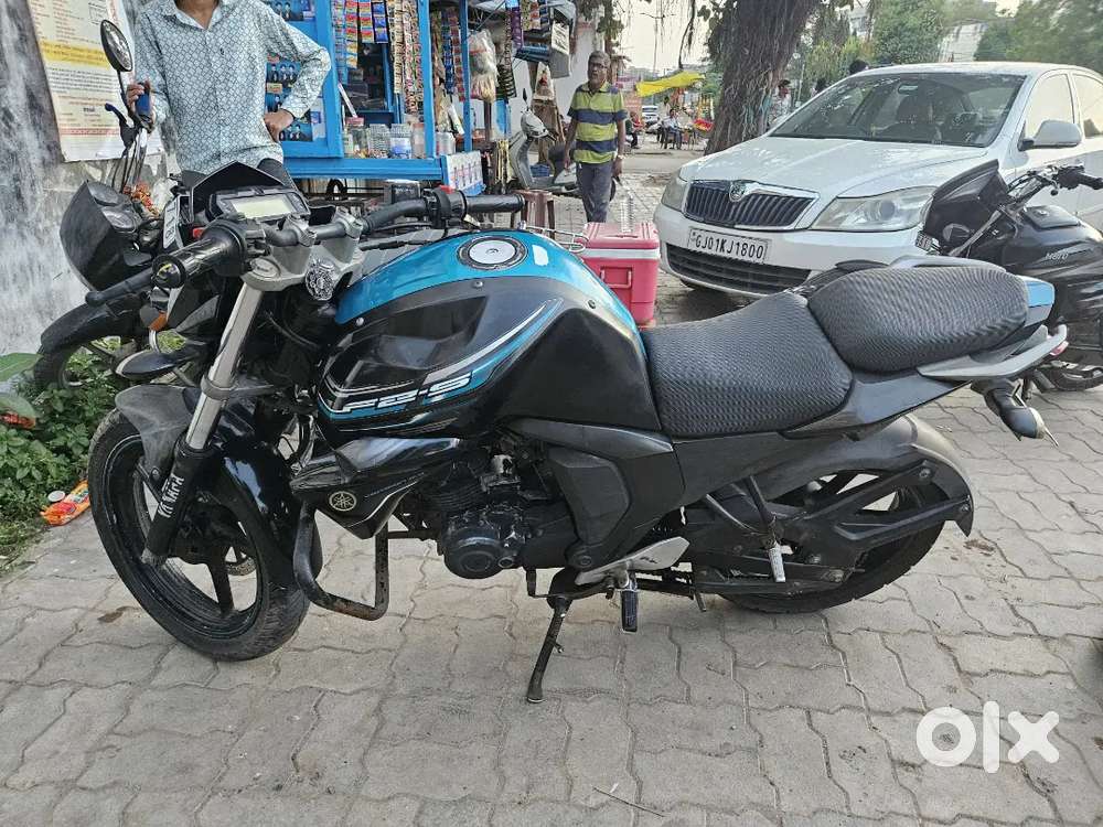 Yamaha FZ S version 2 2016 model second owner