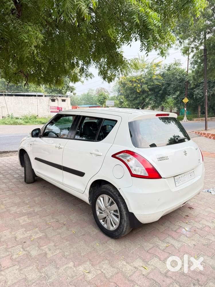 Maruti Suzuki Swift ZXI with ABS Petrol Good Condition