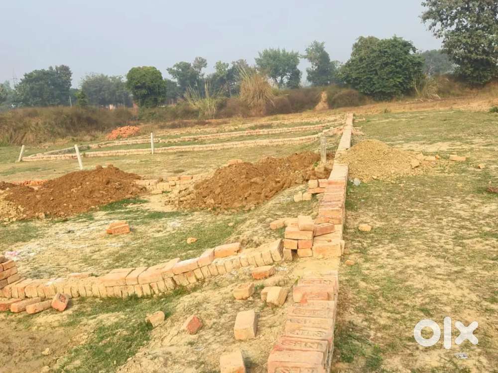 गोरखपुर जंक्शन से मात्र 10 km पर देवरिया रोड पर प्लाट है