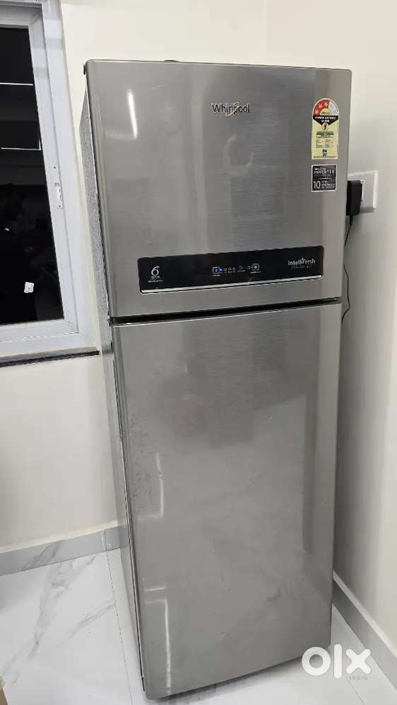 Whirlpool 265 L frost free double door 3 star convertible refrigerator