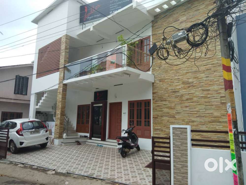 Room for Rent at Kowdiar – ₹5000/month