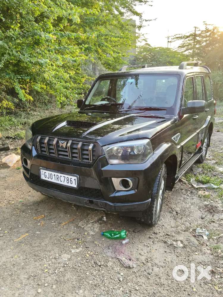 Mahindra Scorpio 2013