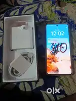 IQ 10   8/256