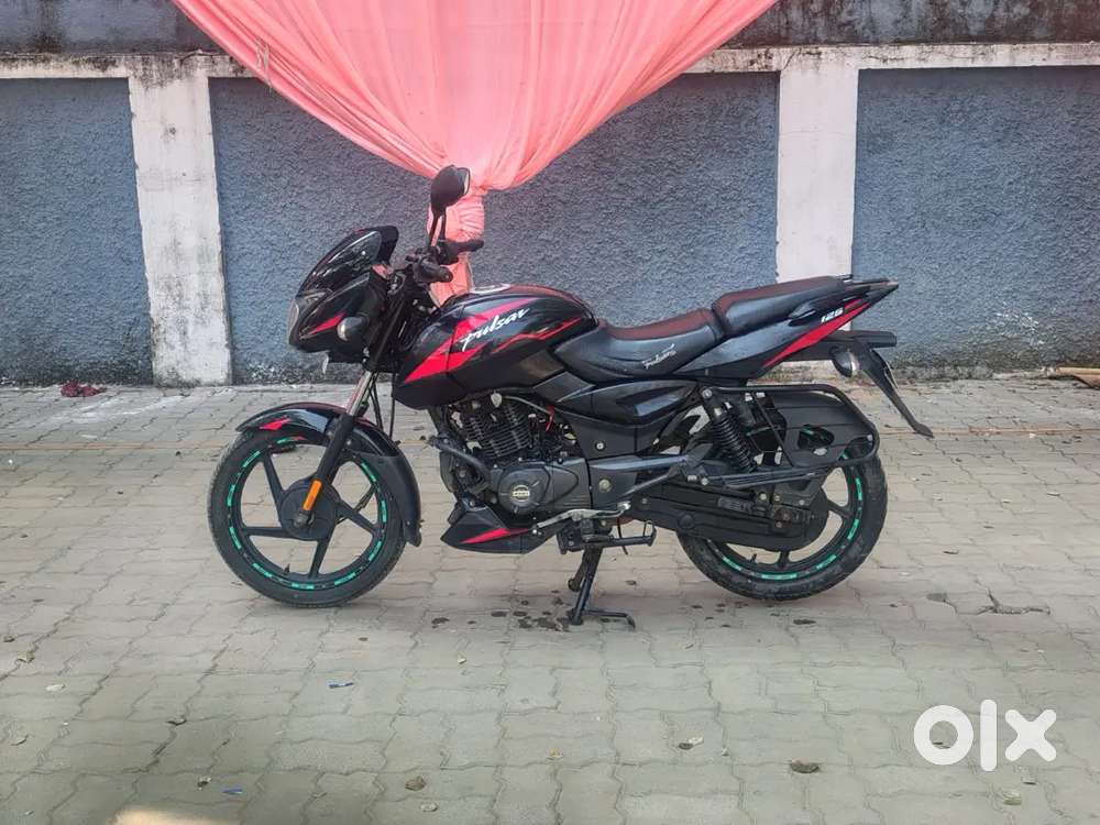 Pulsar 125