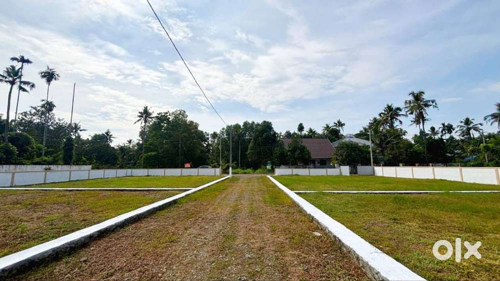 Mala ashtamichira 5-10 cent residential plot,90%loan, Free Reg