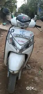 Honda Activa 125 alloy wheels single hand drive