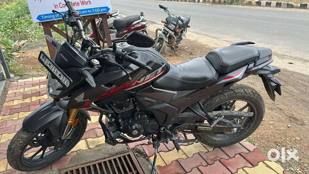 Complete service record nd non used bike