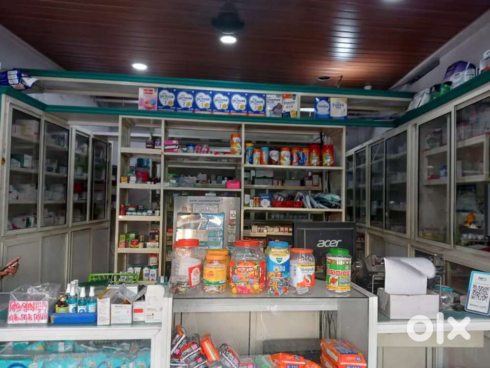 Shelf, ceilings. Cctv, inverter, computer, fridge