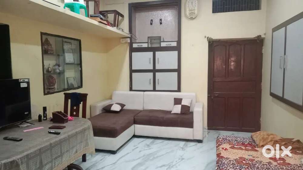 2 BHK Flat available For Family and students.