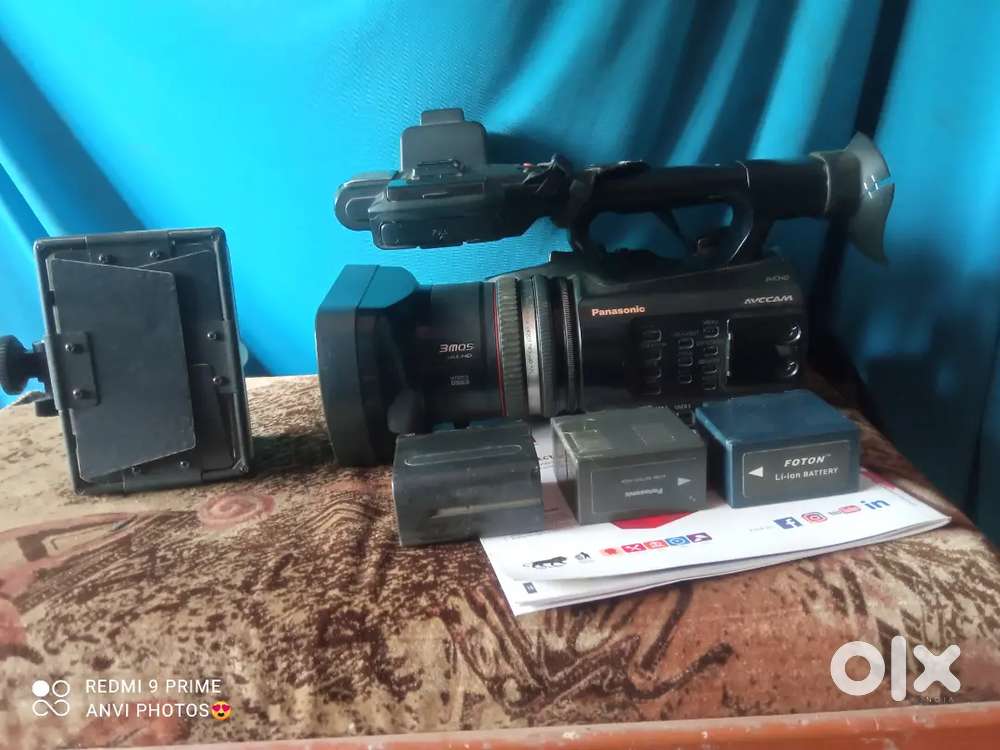 Panasonic A G /A C 90 full HD camera