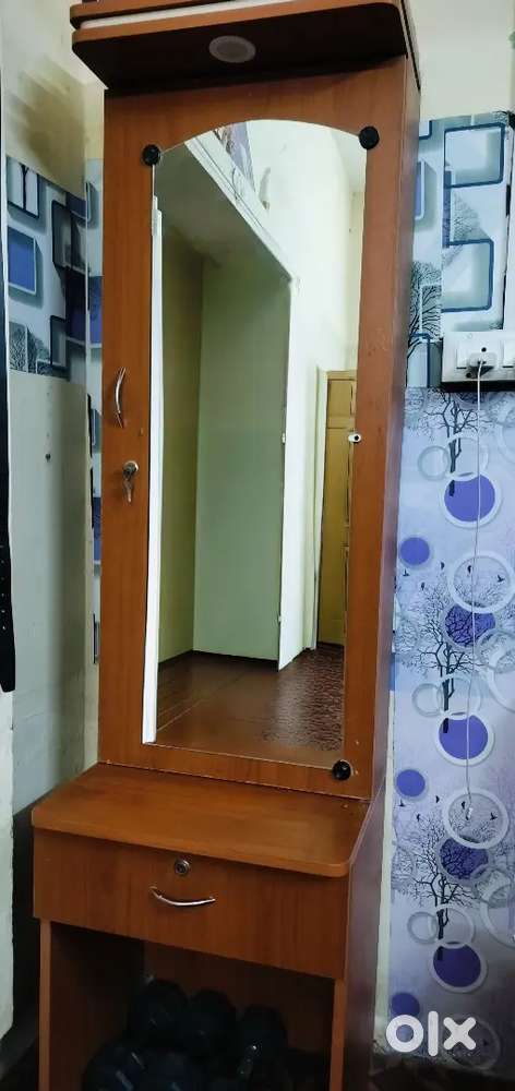 Dressing Table is in mint condition