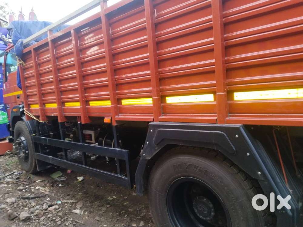 Driver required for TATA 1916(6 WHEELER TRUCK )