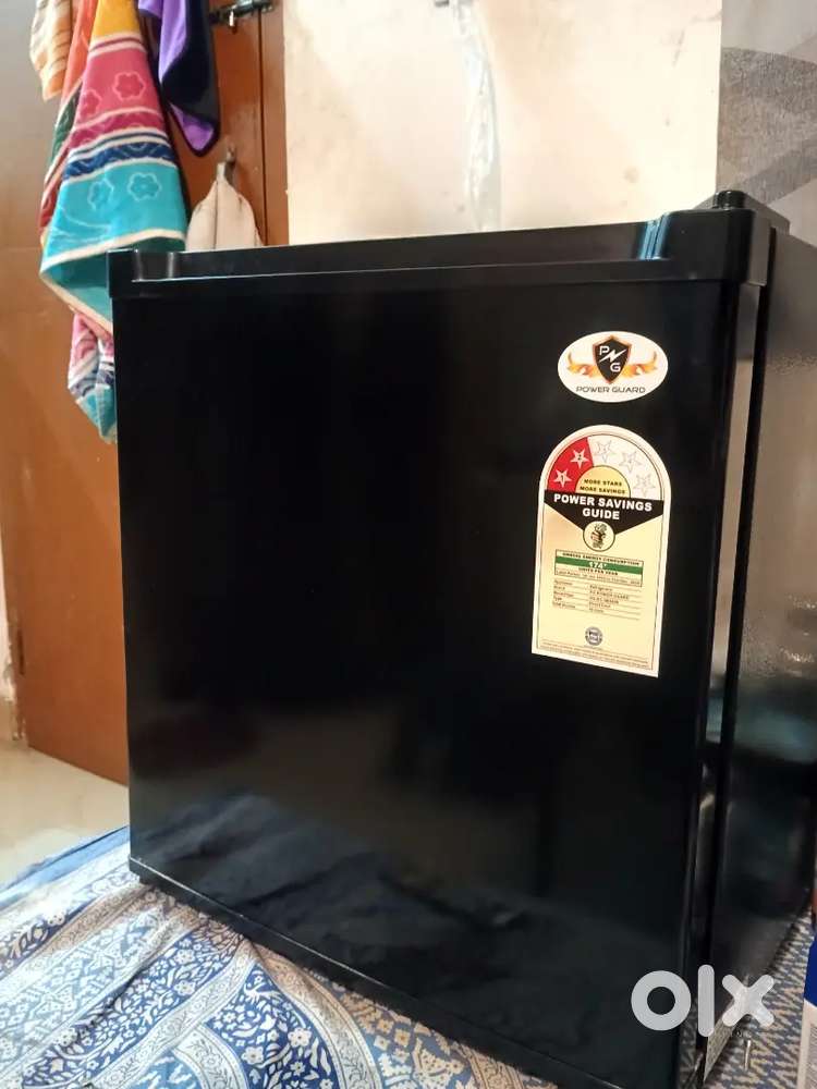 Mini Fridge  47 Litre  2 months old