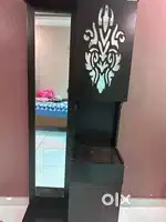 Dressing table (negotiable)