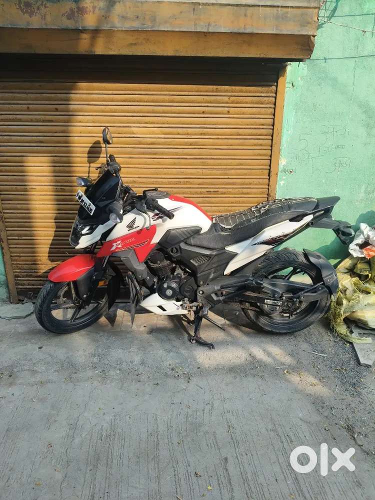 Bike bechna hai urgent