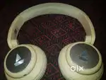 Selling Headphones
