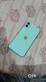 I phone 11 64 gb good condition