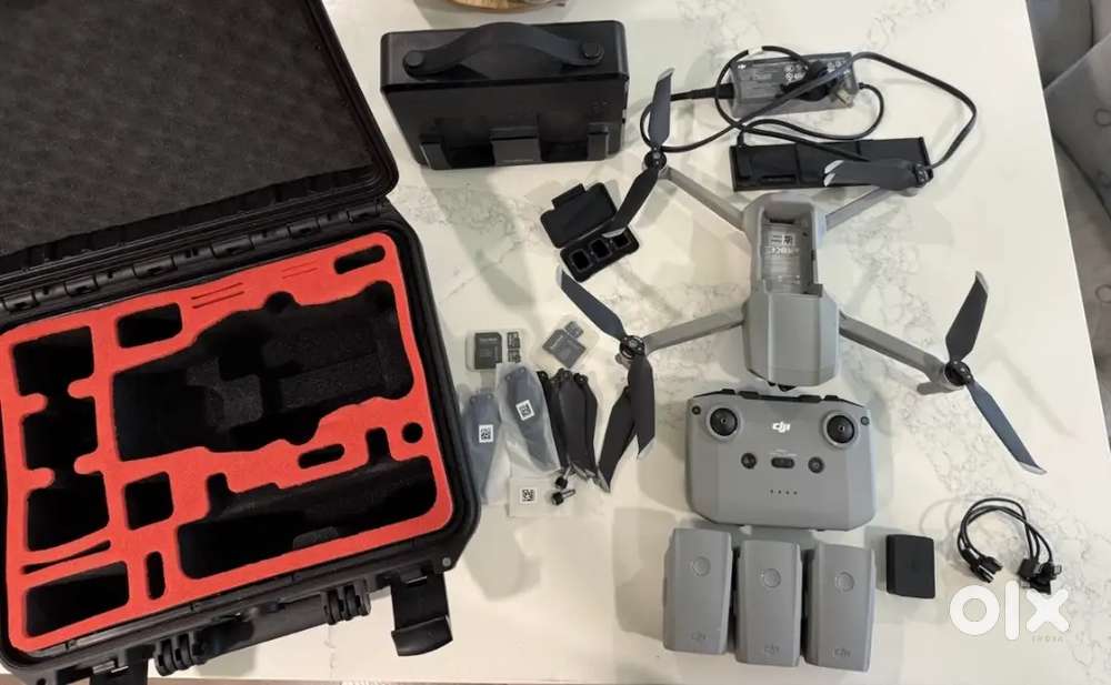 DJI Mavic Air 2 Fly More Drone Vlogger Combo with Smart tree charger