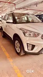 Hyundai Creta 2016 Petrol Manual 53000 kms driven for Immediate Sale !
