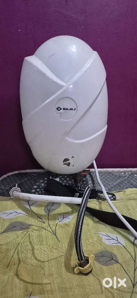 Bajaj 3 ltr instant heater Gyser