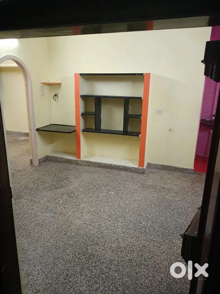 Shop for godown & clinic in velapadi near chelliamman sweet shop