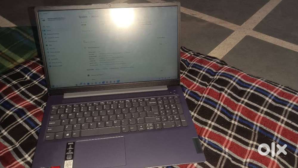 Lenovo 3 ryzen 8gb ram 512gb storage