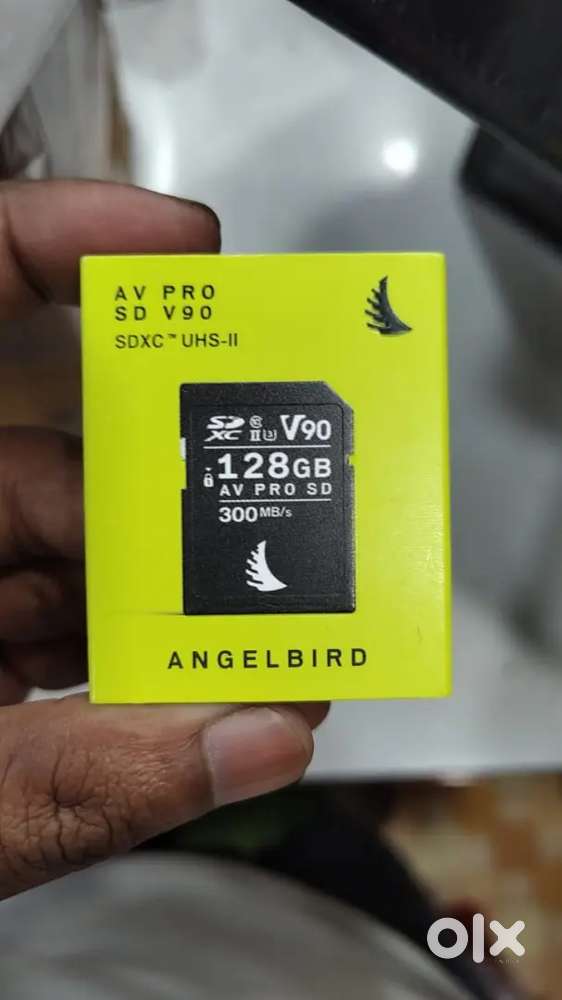 Angelbird AV PRO SD V90 128 GB - SDXC UHS-II Memory Card